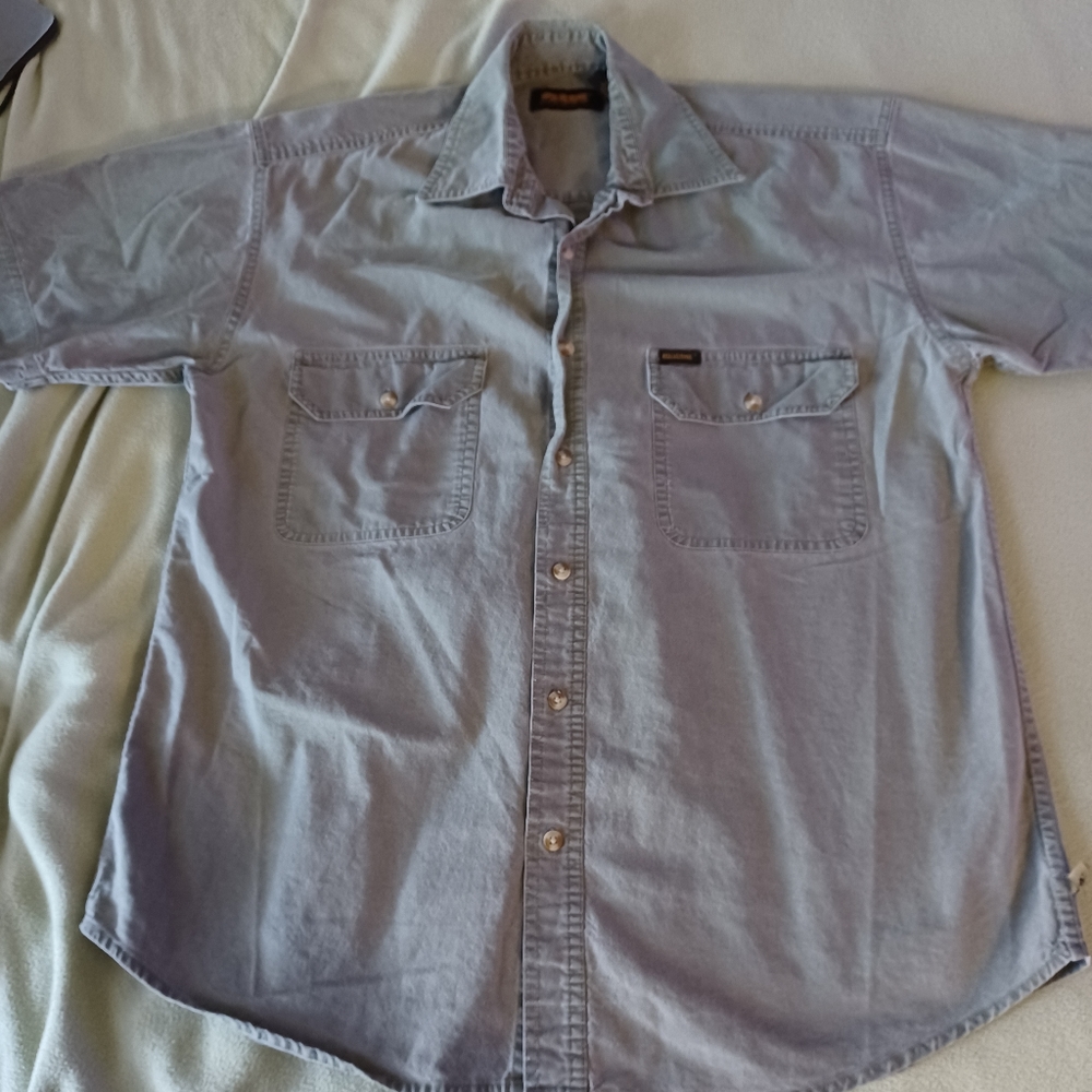 Wolverine Mens Work Shirt Size Medium 100% Cotton Button Up Green Short sleeves